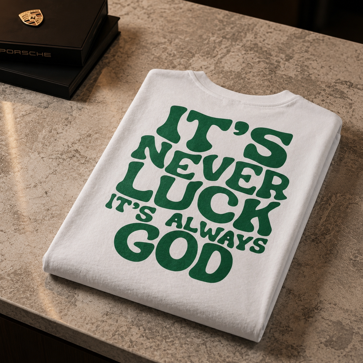 T-shirt Oversize "It's Never Luck" — Print dos